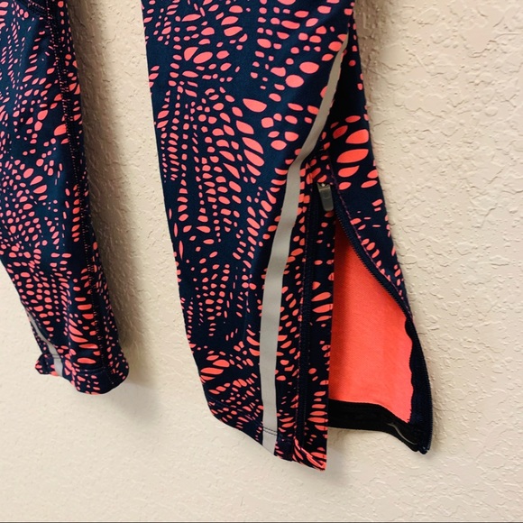 SOLD 💙 Leggings - Picture 5 of 7